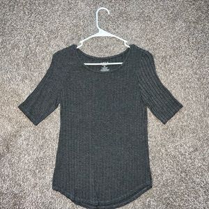 Gray xs half sleeve!